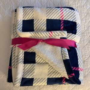 Bath & Body Plaid Fleece Blanket with Pink Accents NEW